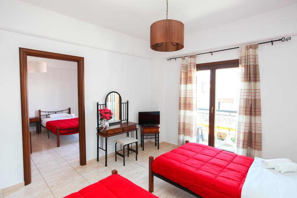 Kallisti Apartments Скиатос Номер фото